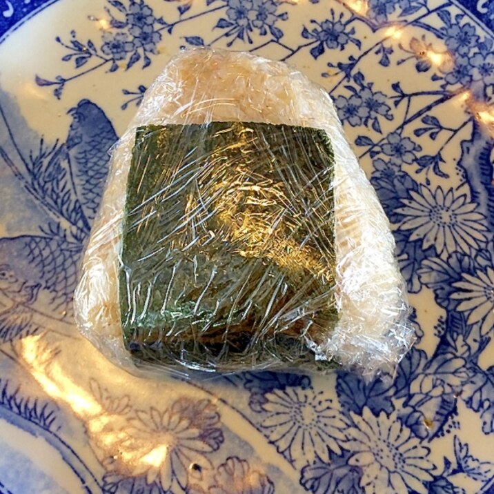 炊飯器で簡単に☆玄米ごはんおにぎり